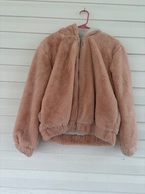 Forever 21 Plush Teddy Jacket in Blush
